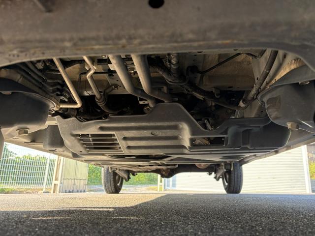 ハイゼットカーゴ  セパレート2シーターSAIII 4AT 衝突軽減ブレーキ 横滑り防止 アイドリングストップ ETC マニュアルエアコン 純正キー(13枚目)