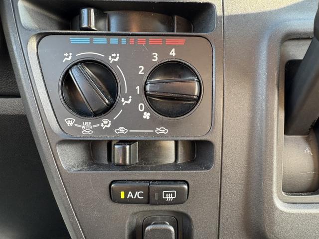 ハイゼットカーゴ  セパレート2シーターSAIII 4AT 衝突軽減ブレーキ 横滑り防止 アイドリングストップ ETC マニュアルエアコン 純正キー(36枚目)