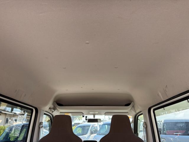 天井汚れなく綺麗です