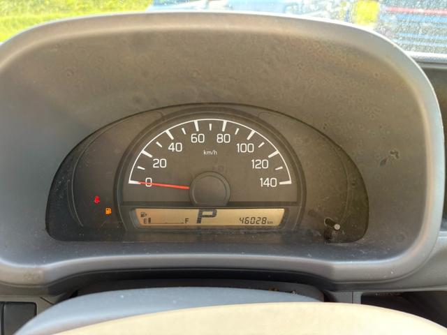 【明るく見やすいメーター】視認性が良く明るく見やすいメーター。運転者にとって見やすいメーターは運転していても疲れないですよね。