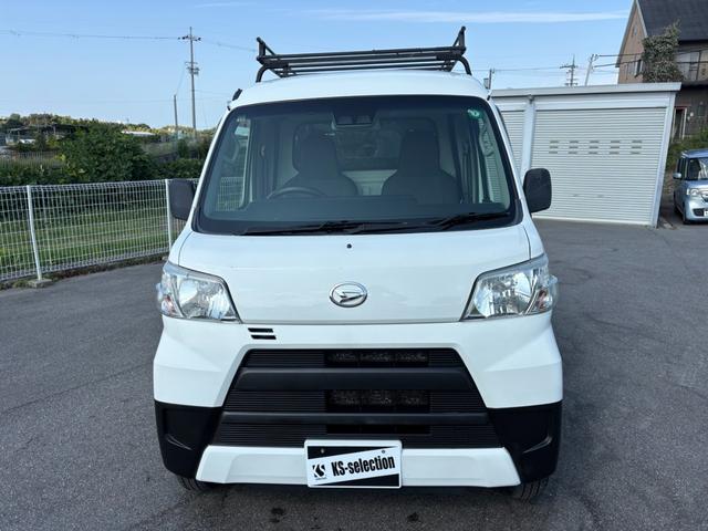 ハイゼットカーゴ  セパレート2シータ-SAIIIハイルーフ 4AT 衝突軽減ブレーキ 横滑り防止 アイドリングストップ ETC 純正ラジオ マニュアルエアコン キー(2枚目)