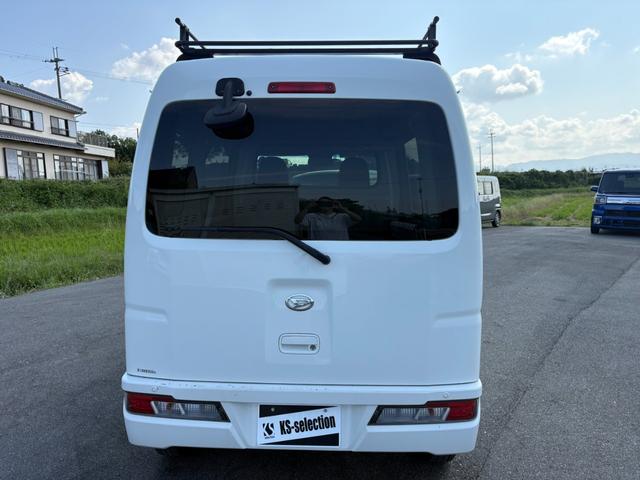 ハイゼットカーゴ  セパレート2シータ-SAIIIハイルーフ 4AT 衝突軽減ブレーキ 横滑り防止 アイドリングストップ ETC 純正ラジオ マニュアルエアコン キー(7枚目)