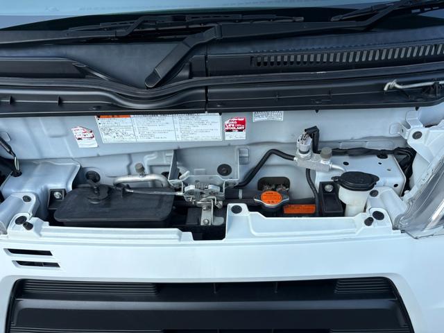 ハイゼットカーゴ  セパレート2シータ-SAIIIハイルーフ 4AT 衝突軽減ブレーキ 横滑り防止 アイドリングストップ ETC 純正ラジオ マニュアルエアコン キー(16枚目)