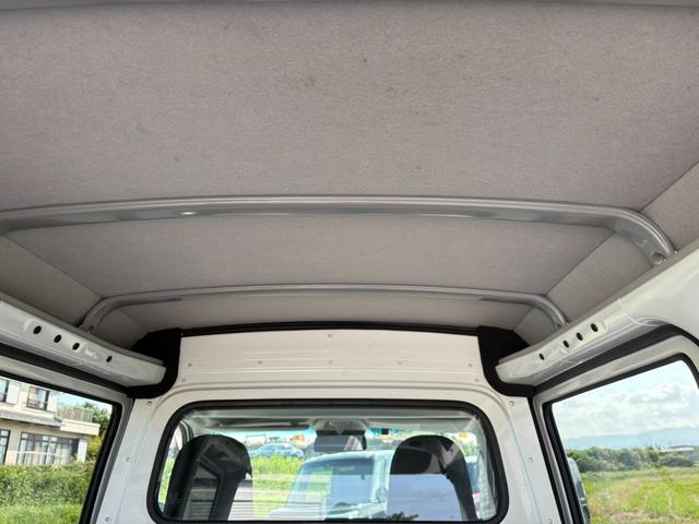 ハイゼットカーゴ  セパレート2シータ-SAIIIハイルーフ 4AT 衝突軽減ブレーキ 横滑り防止 アイドリングストップ ETC 純正ラジオ マニュアルエアコン キー(31枚目)