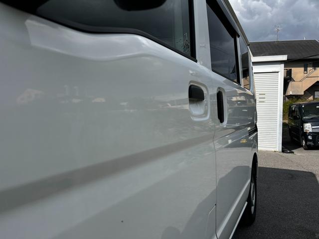 【展示車両について】当店では低価格を実現させる取り組みとしまして微細な傷などはあえて修理せずに展示している場合がございます。お客様ご要望に合わせた外装仕上げを実施いたします。