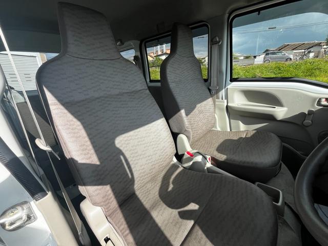 【運転席＆助手席】広々ゆったり！長距離運転をする際は疲れの軽減ができ快適に運転できますね☆快適なドライブをお楽しみ下さい♪