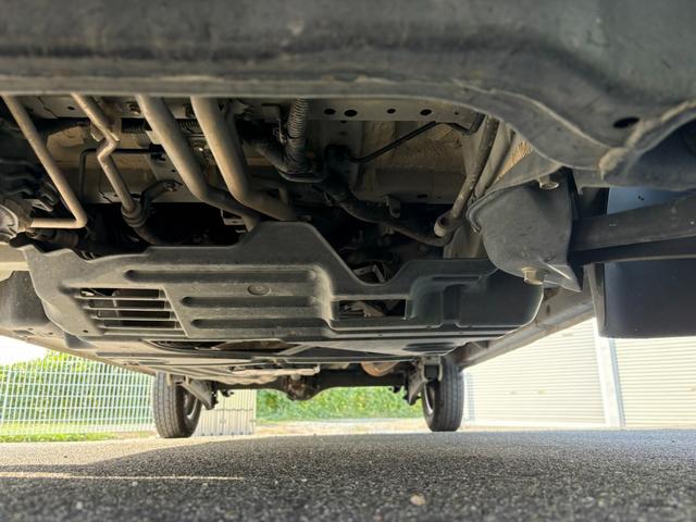 ハイゼットカーゴ ＤＸ　ＳＡＩＩＩ　４ＡＴ　衝突軽減ブレーキ　横滑り防止　アイドリングストップ　純正ラジオ　前後ドラレコ　マニュアルエアコン　前席パワーウィンドウ　純正キーレス（13枚目）