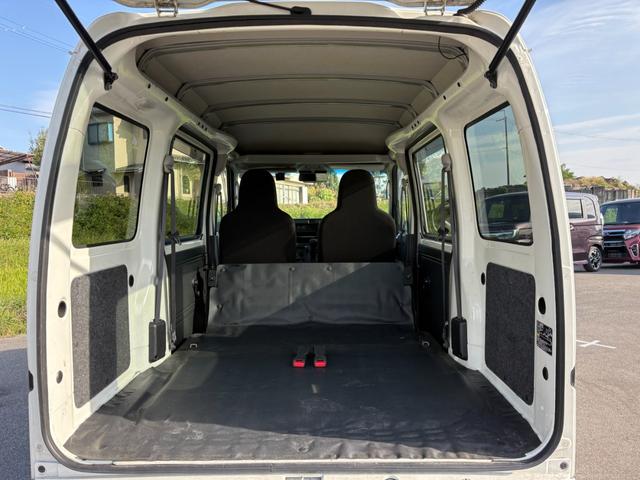 ハイゼットカーゴ ＤＸ　ＳＡＩＩＩ　４ＡＴ　衝突軽減ブレーキ　横滑り防止　アイドリングストップ　純正ラジオ　前後ドラレコ　マニュアルエアコン　前席パワーウィンドウ　純正キーレス（28枚目）