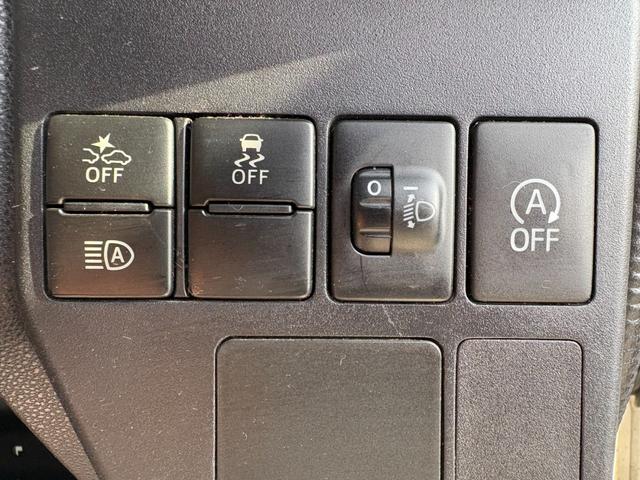 ハイゼットカーゴ ＤＸ　ＳＡＩＩＩ　４ＡＴ　衝突軽減ブレーキ　横滑り防止　アイドリングストップ　純正ラジオ　前後ドラレコ　マニュアルエアコン　前席パワーウィンドウ　純正キーレス（32枚目）
