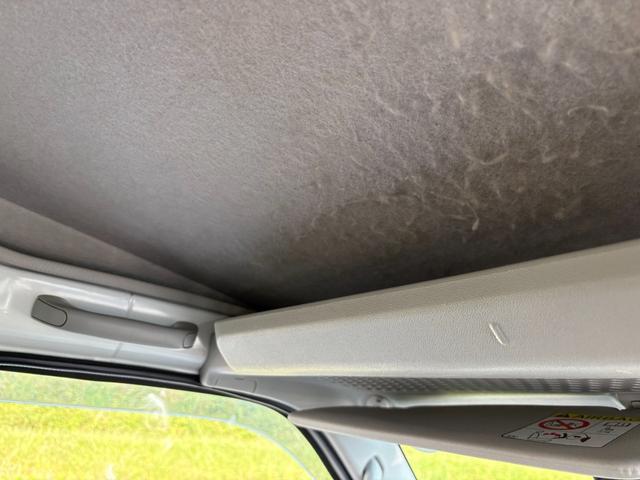 ハイゼットカーゴ ＤＸ　ＳＡＩＩＩ　４ＡＴ　衝突軽減ブレーキ　横滑り防止　アイドリングストップ　純正ラジオ　前後ドラレコ　マニュアルエアコン　前席パワーウィンドウ　純正キーレス（42枚目）