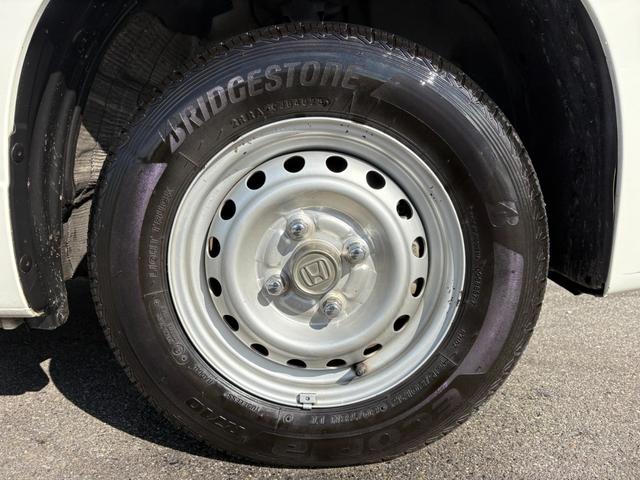 Ｎ－ＶＡＮ Ｇ・ホンダセンシング　ＣＶＴ　４ＷＤ　衝突軽減ブレーキ　横滑り防止　社外ナビ　Ｂｌｕｅｔｏｏｔｈ接続可　ラジオ　バックカメラ　ＥＴＣ　オートエアコン　前席パワーウィンドウ　純正キーレス（13枚目）