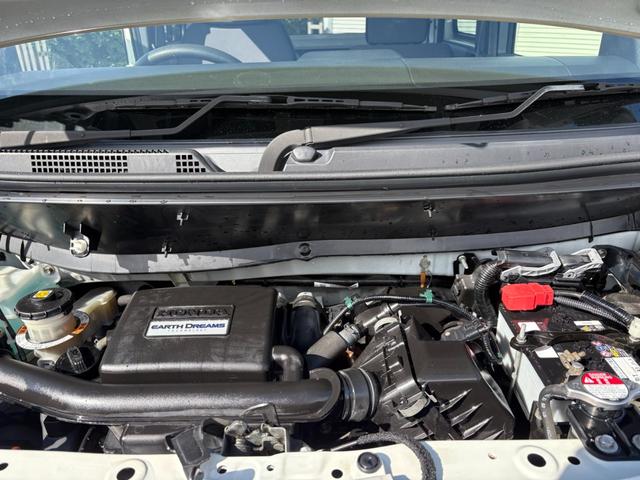 Ｎ－ＶＡＮ Ｇ・ホンダセンシング　ＣＶＴ　４ＷＤ　衝突軽減ブレーキ　横滑り防止　社外ナビ　Ｂｌｕｅｔｏｏｔｈ接続可　ラジオ　バックカメラ　ＥＴＣ　オートエアコン　前席パワーウィンドウ　純正キーレス（20枚目）