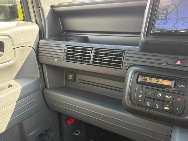Ｎ－ＶＡＮ Ｇ・ホンダセンシング　ＣＶＴ　４ＷＤ　衝突軽減ブレーキ　横滑り防止　社外ナビ　Ｂｌｕｅｔｏｏｔｈ接続可　ラジオ　バックカメラ　ＥＴＣ　オートエアコン　前席パワーウィンドウ　純正キーレス（38枚目）