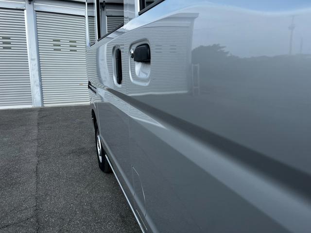 NV100クリッパーバン DX GLセーフティパッケージ 4AT 衝突軽減ブレーキ 横滑り防止 パーキングアシスト 社外ナビ Bluetooth接続可 ラジオ 前後ドラレコ 電格ミラー 前席パワーウィンドウ 純正キーレス(10枚目)