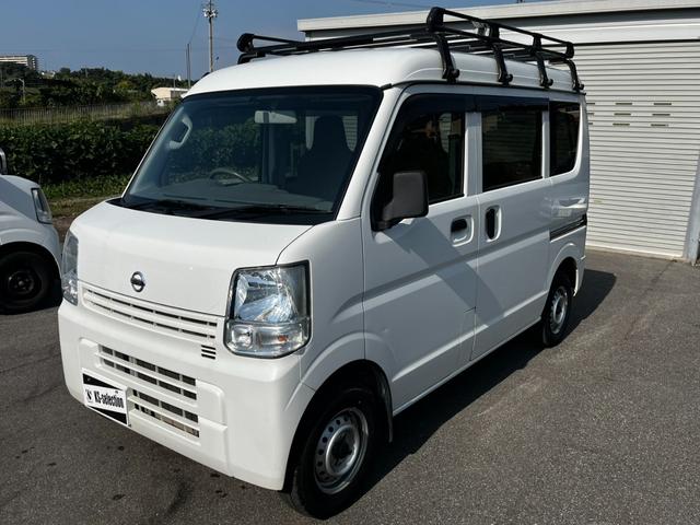 【展示車両について】当店では低価格を実現させる取り組みとしまして微細な傷などはあえて修理せずに展示している場合がございます。お客様ご要望に合わせた外装仕上げを実施いたします。