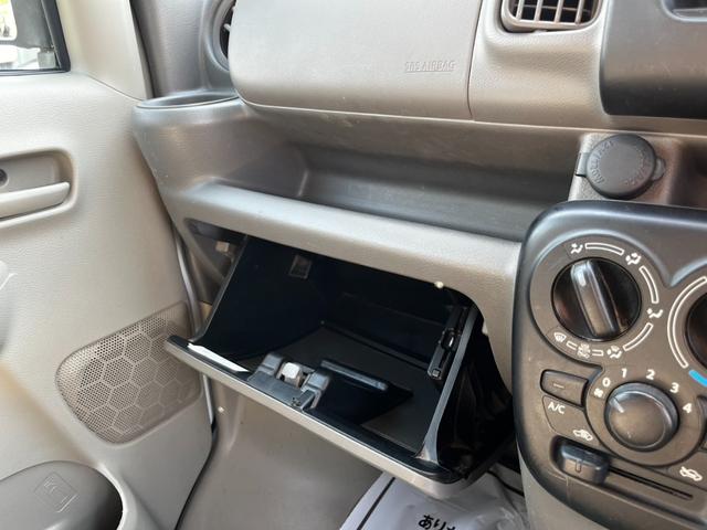 【シフトレバー】シフトもとても操作しやすいデザインになっております！運転する人の事を第一に考えた操作性の高い仕様です☆