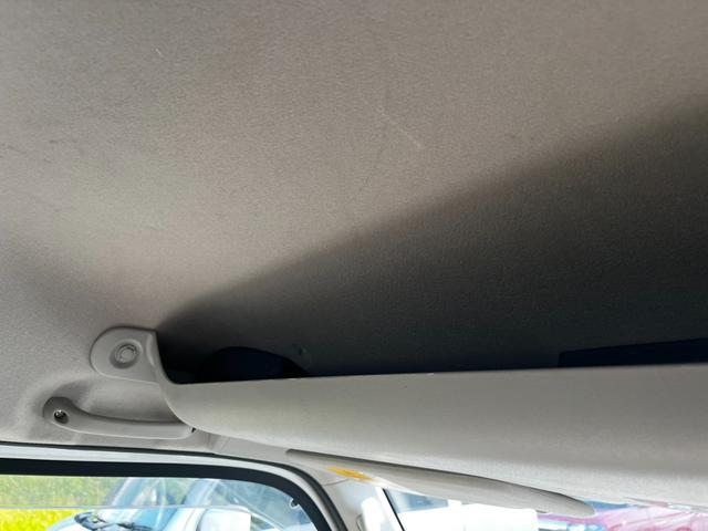 【シフトレバー】シフトもとても操作しやすいデザインになっております！運転する人の事を第一に考えた操作性の高い仕様です☆