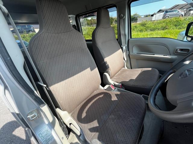 【運転席＆助手席】広々ゆったり！長距離運転をする際は疲れの軽減ができ快適に運転できますね☆快適なドライブをお楽しみ下さい♪