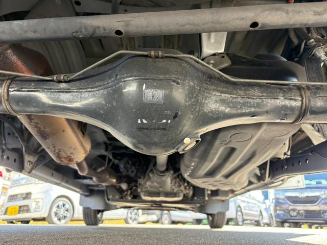 ハイゼットカーゴ ＤＸ　ＳＡＩＩＩ　４ＡＴ　衝突軽減ブレーキ　横滑り防止　アイドリングストップ　マニュアルエアコン　前席パワーウィンドウ　純正キーレス（14枚目）