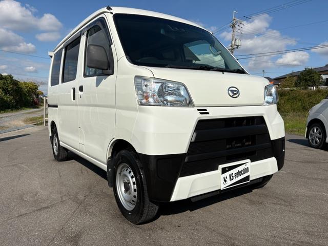 ハイゼットカーゴ ＤＸ　ＳＡＩＩＩ　４ＡＴ　衝突軽減ブレーキ　横滑り防止　アイドリングストップ　マニュアルエアコン　前席パワーウィンドウ　純正キーレス（22枚目）