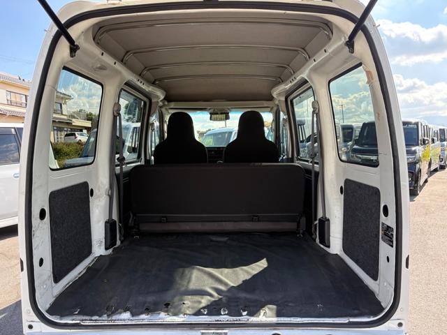 ハイゼットカーゴ ＤＸ　ＳＡＩＩＩ　４ＡＴ　衝突軽減ブレーキ　横滑り防止　アイドリングストップ　マニュアルエアコン　前席パワーウィンドウ　純正キーレス（27枚目）