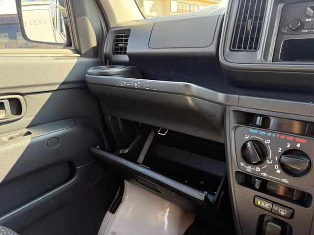 ハイゼットカーゴ ＤＸ　ＳＡＩＩＩ　４ＡＴ　衝突軽減ブレーキ　横滑り防止　アイドリングストップ　マニュアルエアコン　前席パワーウィンドウ　純正キーレス（36枚目）