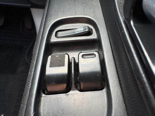 ハイゼットカーゴ ＤＸ　ＳＡＩＩＩ　４ＡＴ　衝突軽減ブレーキ　横滑り防止　アイドリングストップ　マニュアルエアコン　前席パワーウィンドウ　純正キーレス（38枚目）