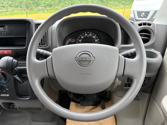 クリッパーバン ＤＸ　ＣＶＴ　衝突軽減ブレーキ　横滑り防止　パーキングアシスト　アイドリンクストップ　純正ラジオ　マニュアルエアコン　前席パワーウィンドウ　純正キーレス（34枚目）