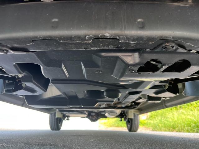 クリッパーバン ＤＸ　５ＭＴ　衝突軽減ブレーキ　横滑り防止　パーキングアシスト　純正ラジオ　マニュアルエアコン　前席パワーウィンドウ　純正キーレス（13枚目）