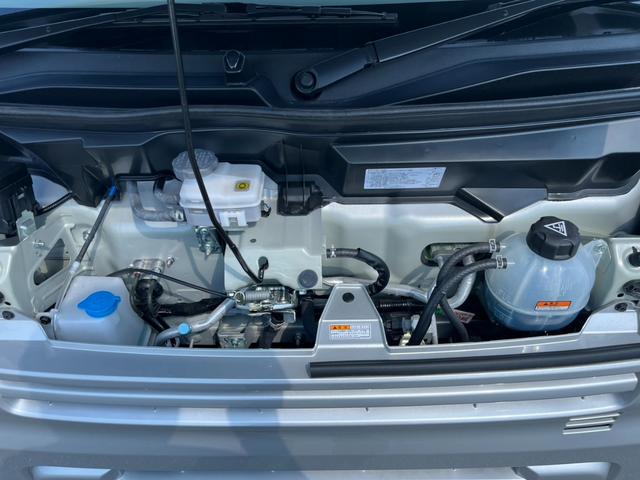 クリッパーバン ＤＸ　５ＭＴ　衝突軽減ブレーキ　横滑り防止　パーキングアシスト　純正ラジオ　マニュアルエアコン　前席パワーウィンドウ　純正キーレス（16枚目）