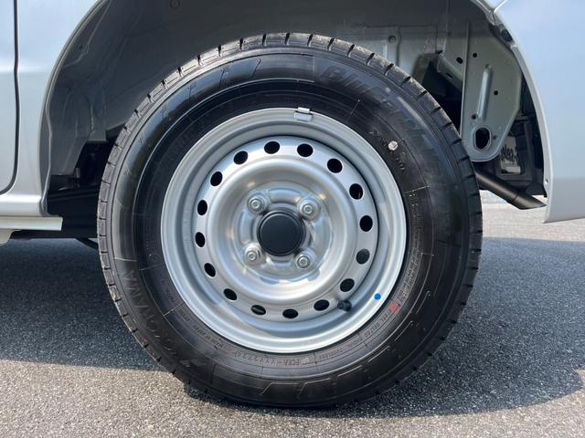 クリッパーバン ＤＸ　５ＭＴ　衝突軽減ブレーキ　横滑り防止　パーキングアシスト　純正ラジオ　マニュアルエアコン　前席パワーウィンドウ　純正キーレス（19枚目）