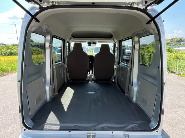 クリッパーバン ＤＸ　５ＭＴ　衝突軽減ブレーキ　横滑り防止　パーキングアシスト　純正ラジオ　マニュアルエアコン　前席パワーウィンドウ　純正キーレス（28枚目）