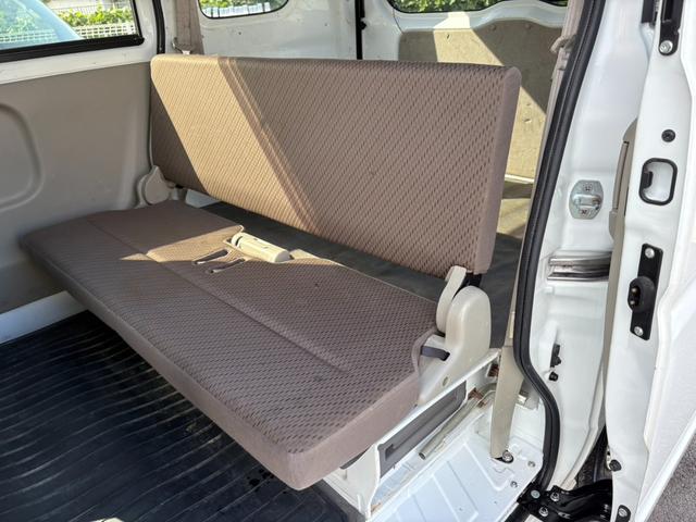 ＮＶ１００クリッパーバン ＤＸ　ＧＬセーフティパッケージ　４ＡＴ　衝突軽減ブレーキ　横滑り防止　パーキングアシスト　純正ナビ　フルセグ　Ｂｌｕｅｔｏｏｔｈ接続可　ラジオ　バックカメラ　ＥＴＣ　ドライブレコーダー　前席パワーウィンドウ　電格ミラー　純正キーレス（26枚目）