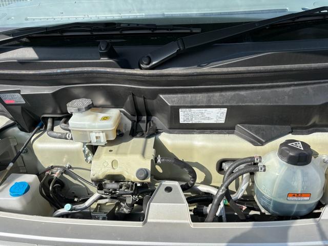 ＮＶ１００クリッパーバン ＤＸ　セーフティパッケージ　５ＡＧＳ車　２ｎｄ発進　衝突軽減ブレーキ　横滑り防止　パーキングアシスト　純正ラジオ　ＥＴＣ　マニュアルエアコン　純正キーレス（16枚目）