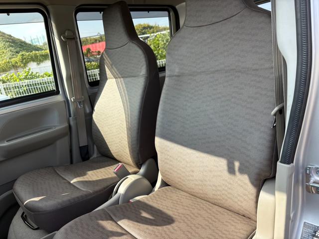 ＮＶ１００クリッパーバン ＤＸ　セーフティパッケージ　５ＡＧＳ車　２ｎｄ発進　衝突軽減ブレーキ　横滑り防止　パーキングアシスト　純正ラジオ　ＥＴＣ　マニュアルエアコン　純正キーレス（25枚目）