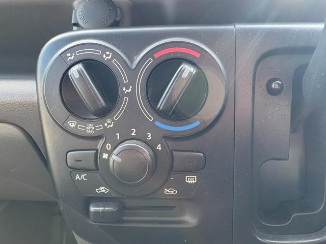 ＮＶ１００クリッパーバン ＤＸ　セーフティパッケージ　５ＡＧＳ車　２ｎｄ発進　衝突軽減ブレーキ　横滑り防止　パーキングアシスト　純正ラジオ　ＥＴＣ　マニュアルエアコン　純正キーレス（34枚目）