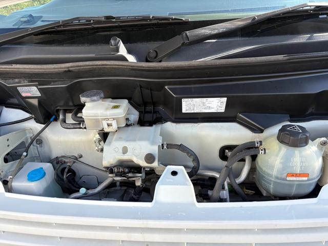 NV100クリッパーバン DX GLパッケージ 5AGS車 2nd発進 社外ナビ ワンセグ ラジオ ETC マニュアルエアコン 前席パワーウィンドウ キー(14枚目)