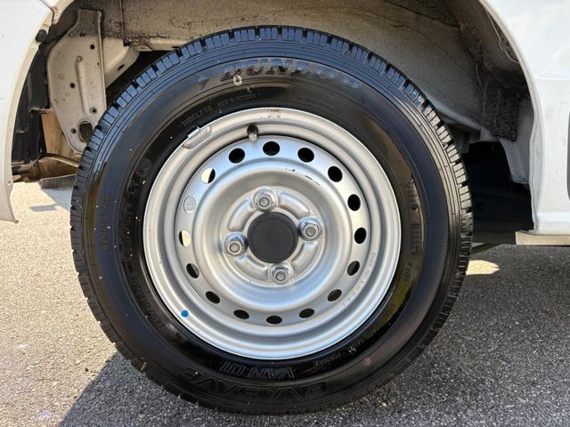 NV100クリッパーバン DX GLパッケージ 5AGS車 2nd発進 社外ナビ ワンセグ ラジオ ETC マニュアルエアコン 前席パワーウィンドウ キー(16枚目)