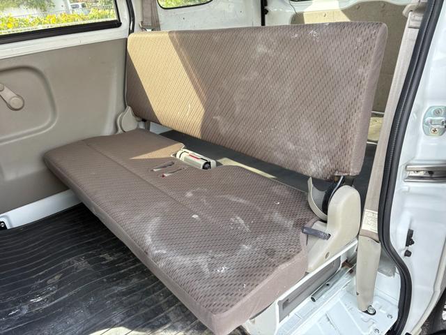 ＮＶ１００クリッパーバン ＤＸ　ＧＬパッケージ　４ＡＴ　純正ナビ　フルセグ　Ｂｌｕｅｔｏｏｔｈ接続可　ラジオ　バックカメラ　ＥＴＣ　ドライブレコーダー　マニュアルエアコン　前席パワーウィンドウ　キー（26枚目）