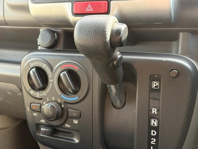 ＮＶ１００クリッパーバン ＤＸ　ＧＬパッケージ　４ＡＴ　純正ナビ　フルセグ　Ｂｌｕｅｔｏｏｔｈ接続可　ラジオ　バックカメラ　ＥＴＣ　ドライブレコーダー　マニュアルエアコン　前席パワーウィンドウ　キー（35枚目）