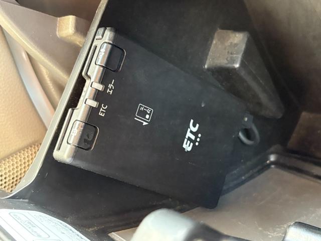 ＮＶ１００クリッパーバン ＤＸ　ＧＬパッケージ　４ＡＴ　純正ナビ　フルセグ　Ｂｌｕｅｔｏｏｔｈ接続可　ラジオ　バックカメラ　ＥＴＣ　ドライブレコーダー　マニュアルエアコン　前席パワーウィンドウ　キー（36枚目）