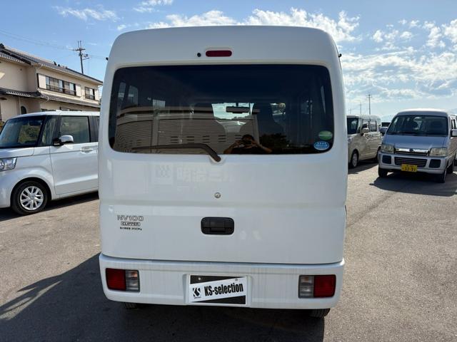 ＮＶ１００クリッパーバン ＤＸ　ＧＬパッケージ　４ＡＴ　純正ナビ　フルセグ　Ｂｌｕｅｔｏｏｔｈ接続可　ラジオ　マニュアルエアコン　前席パワーウィンドウ　ミラー型ドラレコ　純正キーレス（7枚目）