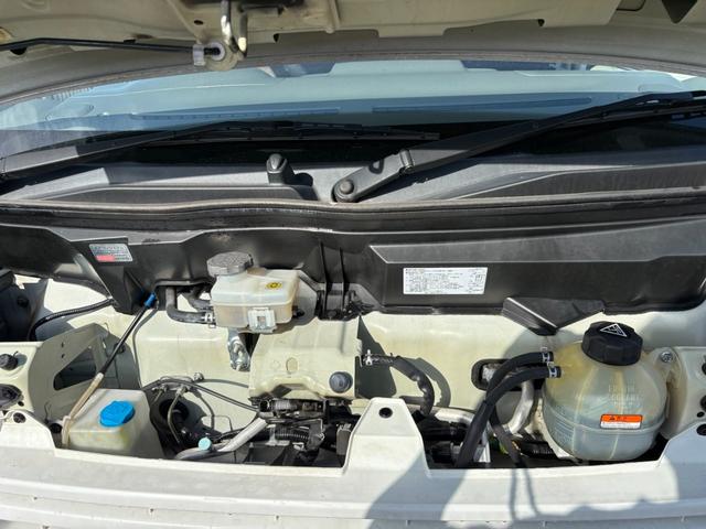 ＮＶ１００クリッパーバン ＤＸ　ＧＬパッケージ　４ＡＴ　純正ナビ　フルセグ　Ｂｌｕｅｔｏｏｔｈ接続可　ラジオ　マニュアルエアコン　前席パワーウィンドウ　ミラー型ドラレコ　純正キーレス（16枚目）