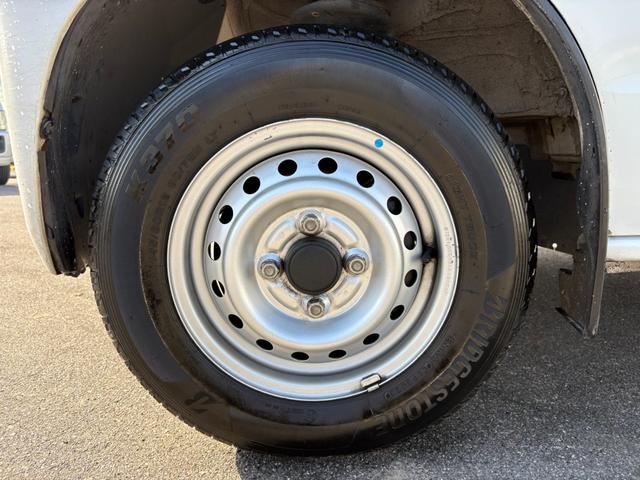 ＮＶ１００クリッパーバン ＤＸ　ＧＬパッケージ　４ＡＴ　純正ナビ　フルセグ　Ｂｌｕｅｔｏｏｔｈ接続可　ラジオ　マニュアルエアコン　前席パワーウィンドウ　ミラー型ドラレコ　純正キーレス（20枚目）