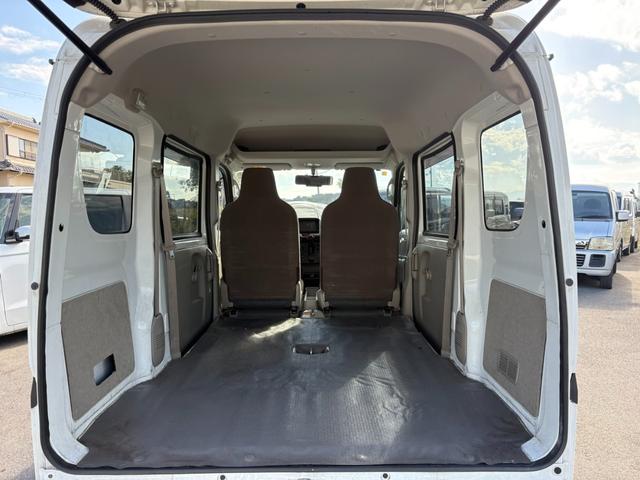 ＮＶ１００クリッパーバン ＤＸ　ＧＬパッケージ　４ＡＴ　純正ナビ　フルセグ　Ｂｌｕｅｔｏｏｔｈ接続可　ラジオ　マニュアルエアコン　前席パワーウィンドウ　ミラー型ドラレコ　純正キーレス（28枚目）