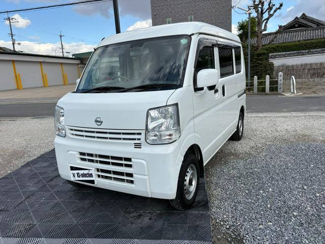 ＮＶ１００クリッパーバン ＤＸ　ＧＬエマージェンシーブレーキパッケージ　５ＡＧＳ車　２ｎｄ発進　衝突軽減ブレーキ　横滑り防止　社外オーディオ　ＤＶＤ　ラジオ　バックカメラ　ＥＴＣ　電格ミラー　マニュアルエアコン　前席パワーウィンドウ　純正キーレス（10枚目）