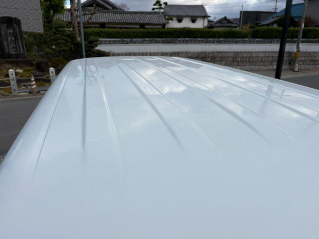 ＮＶ１００クリッパーバン ＤＸ　ＧＬエマージェンシーブレーキパッケージ　５ＡＧＳ車　２ｎｄ発進　衝突軽減ブレーキ　横滑り防止　社外オーディオ　ＤＶＤ　ラジオ　バックカメラ　ＥＴＣ　電格ミラー　マニュアルエアコン　前席パワーウィンドウ　純正キーレス（19枚目）