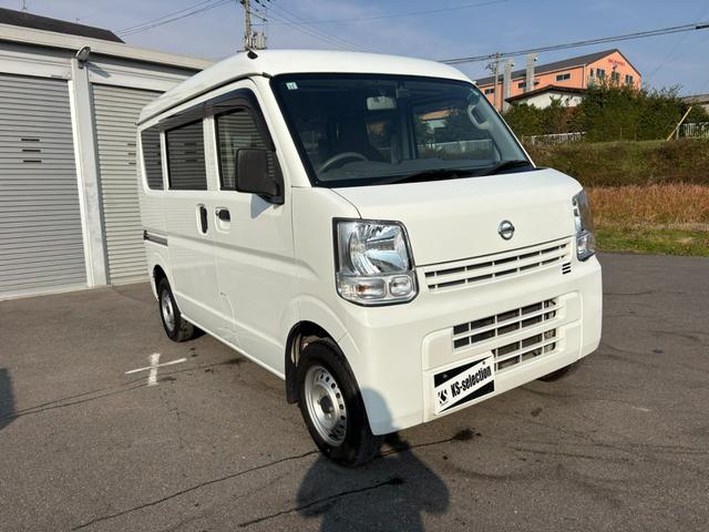 ＮＶ１００クリッパーバン ＤＸ　ＧＬパッケージ　４ＡＴ　社外ナビ　ワンセグ　ラジオ　バックカメラ　ＥＴＣ　ドライブレコーダー　マニュアルエアコン　前席パワーウィンドウ　純正キーレス（4枚目）