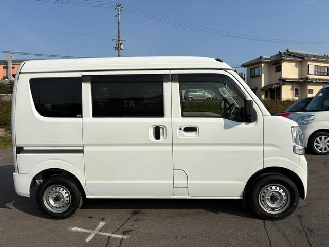 ＮＶ１００クリッパーバン ＤＸ　ＧＬパッケージ　４ＡＴ　社外ナビ　ワンセグ　ラジオ　バックカメラ　ＥＴＣ　ドライブレコーダー　マニュアルエアコン　前席パワーウィンドウ　純正キーレス（5枚目）