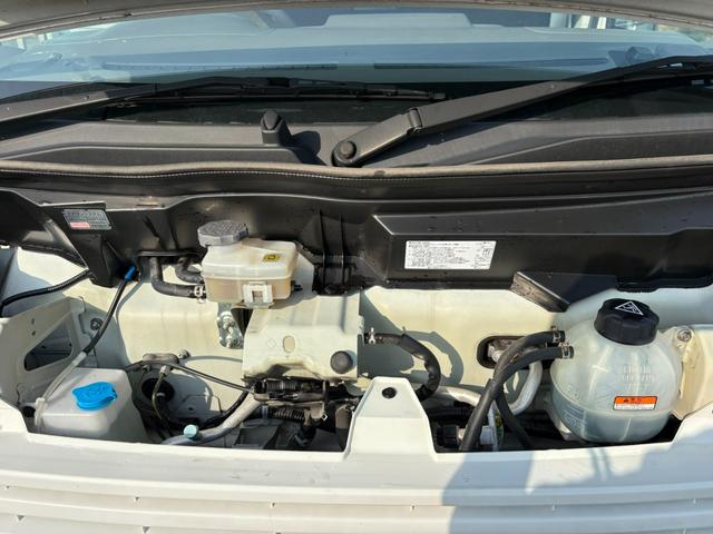 ＮＶ１００クリッパーバン ＤＸ　ＧＬパッケージ　４ＡＴ　社外ナビ　ワンセグ　ラジオ　バックカメラ　ＥＴＣ　ドライブレコーダー　マニュアルエアコン　前席パワーウィンドウ　純正キーレス（16枚目）